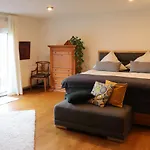 Komfortwohnung City/messe 25 Min Сasa de vacaciones