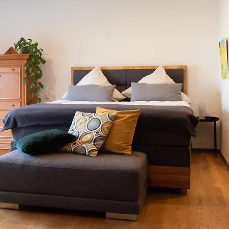 Holiday home Komfortwohnung City/messe 25 Min *