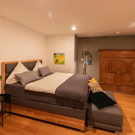 Komfortwohnung City/messe 25 Min Köln