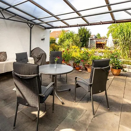 Komfortwohnung City/messe 25 Min Feriehus