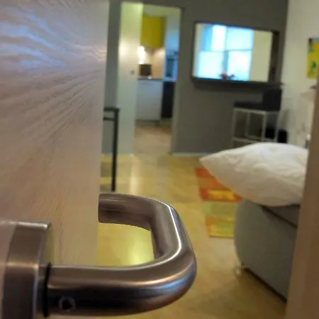Komfortwohnung City/messe 25 Min Colonia