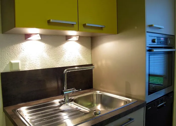 Holiday home Komfortwohnung City/messe 25 Min Cologne