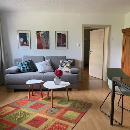 Komfortwohnung City/messe 25 Min Feriehus